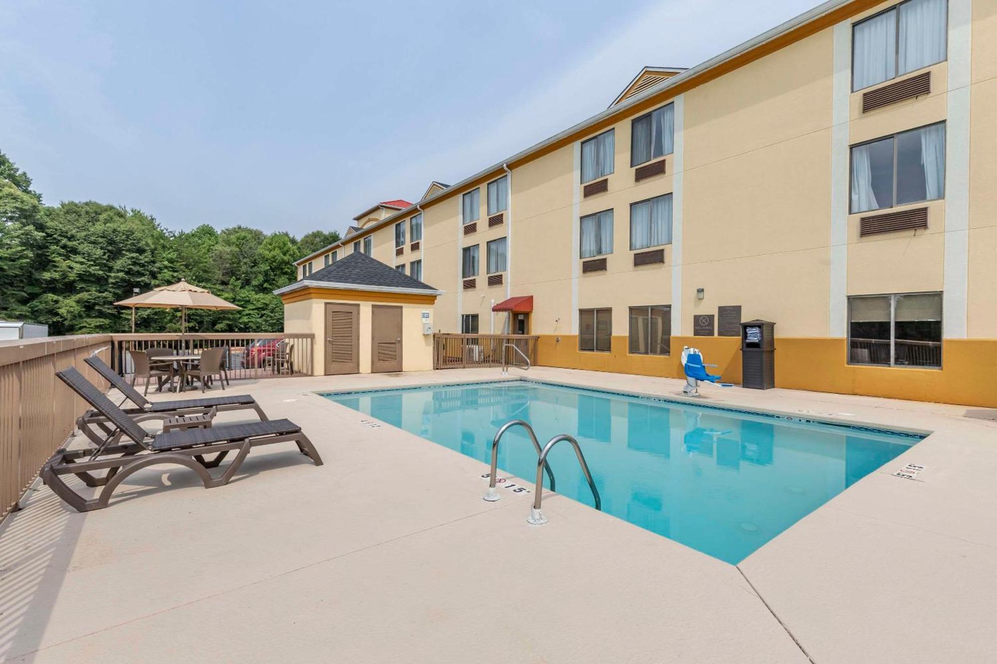 Comfort Inn & Suites Mocksville I-40 Exterior photo